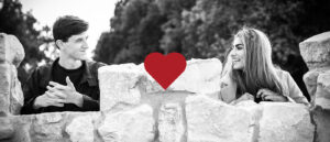 Is online dating successful? Photo from a couples photo shoot