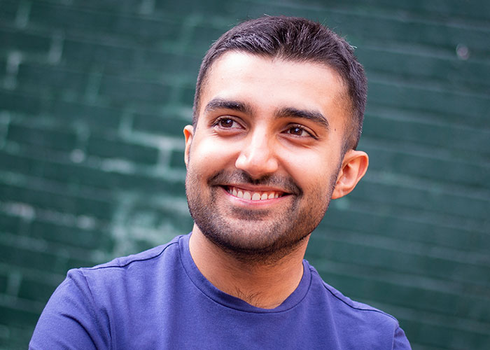 An eye-catching headshot from a dating photo shoot in Nottingham